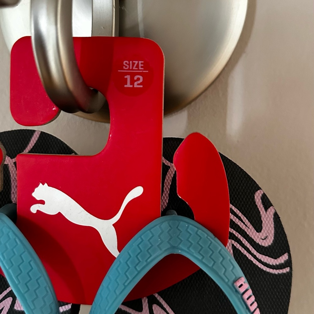 Puma sandals - Picture 2 of 2
